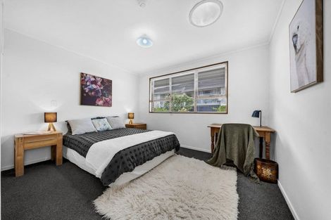 Photo of property in 1/52 Butterworth Drive, Glendene, Auckland, 0602