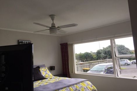 Photo of property in 300 Pakuranga Road, Pakuranga Heights, Auckland, 2010