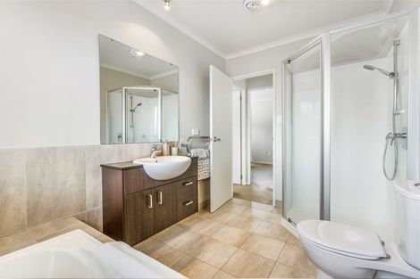 Photo of property in 3 Citron Court, Flat Bush, Auckland, 2016