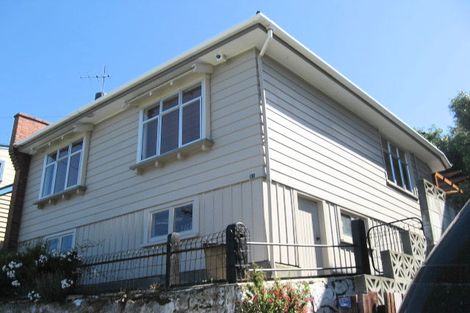 Photo of property in 11 Hawkhurst Road, Lyttelton, 8082