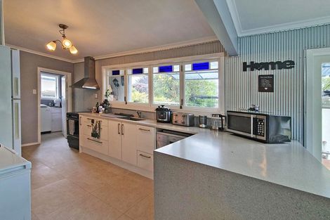 Photo of property in 3 Vogel Place, Marewa, Napier, 4110