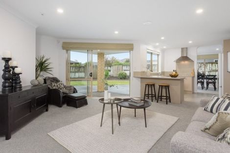 Photo of property in 8 Dove Place, Pyes Pa, Tauranga, 3112