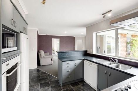 Photo of property in 81 Wiltshire Drive, Huntington, Hamilton, 3210