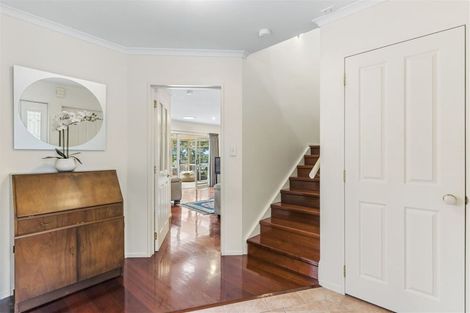 Photo of property in 8 Fulmar Way, Unsworth Heights, Auckland, 0632