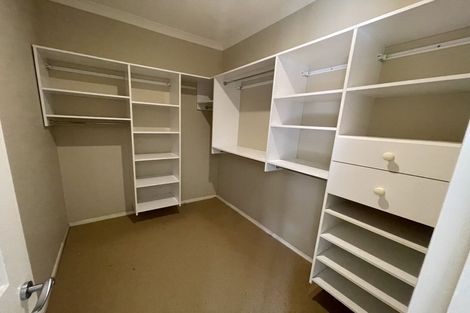 Photo of property in 9 Broadwood Rise, Kumeu, 0892