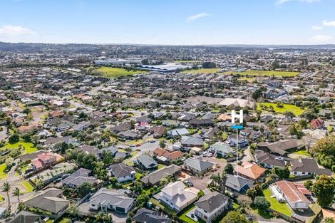 Photo of property in 33 Gala Place, Henderson, Auckland, 0612