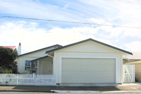 Photo of property in 29 Torridon Road, Miramar, Wellington, 6022