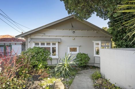 Photo of property in 43 Waitoa Road, Hataitai, Wellington, 6021