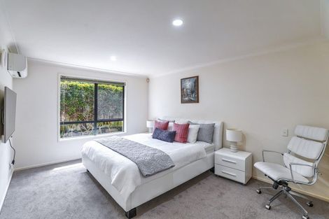 Photo of property in 4 Mahina Place, Te Atatu Peninsula, Auckland, 0610