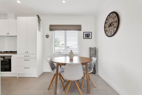 Photo of property in 54a Cloten Road, Stratford, 4332