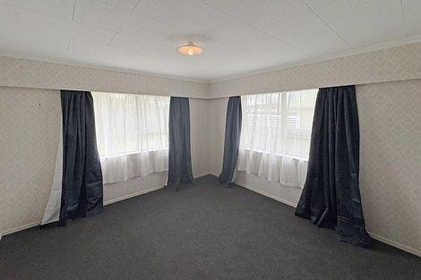 Photo of property in 11 Mccallum Street, Dannevirke, 4930