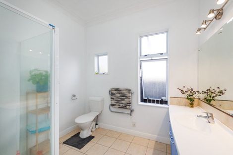 Photo of property in 442 College Street, Hokowhitu, Palmerston North, 4410