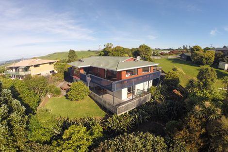 Photo of property in 16 Upper Wainui Road, Raglan, 3297