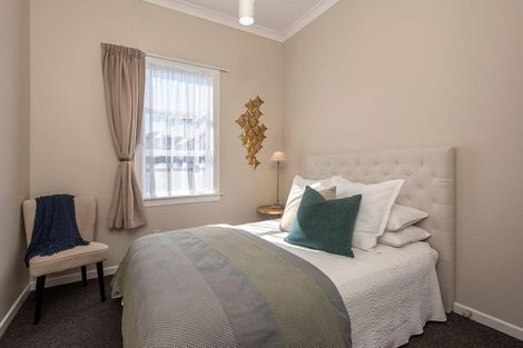 Photo of property in 296 Karori Road, Karori, Wellington, 6012