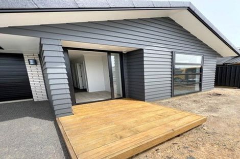 Photo of property in 14 Ash Lane, Omokoroa, 3114