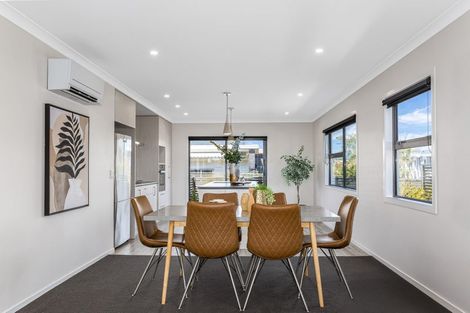 Photo of property in 9 Karearea Avenue, Kenepuru, Porirua, 5022