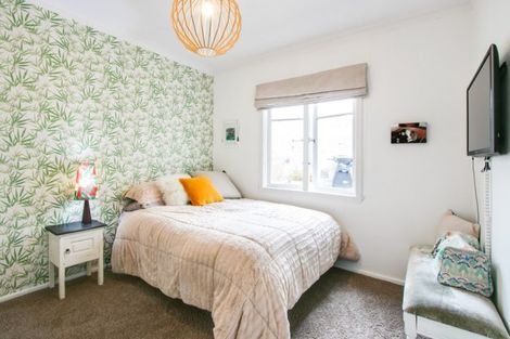 Photo of property in 7 Clyde Road, Bluff Hill, Napier, 4110