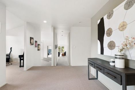 Photo of property in 20 Chester Avenue, Greenhithe, Auckland, 0632