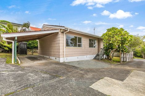 Photo of property in 2/10 Waratah Street, Birkenhead, Auckland, 0626