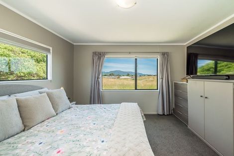 Photo of property in 5 Langdale Avenue, Paraparaumu, 5032