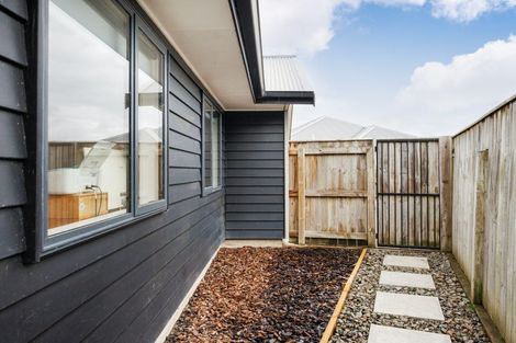 Photo of property in 8 Butler Place, Fitzherbert, Palmerston North, 4410