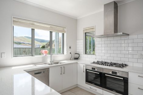 Photo of property in 5 Crompton Avenue, Churton Park, Wellington, 6037