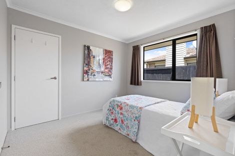 Photo of property in 13 Chadwick Place, Rototuna North, Hamilton, 3210