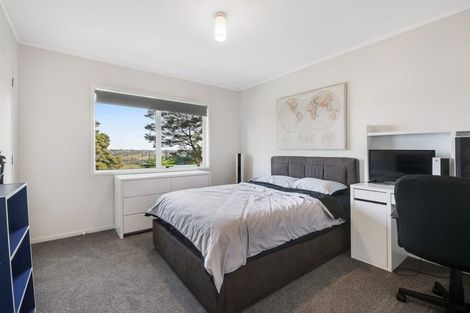 Photo of property in 13b Vipond Road, Stanmore Bay, Whangaparaoa, 0932