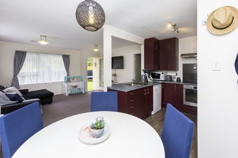 Photo of property in 11b Gemstone Drive, Birchville, Upper Hutt, 5018