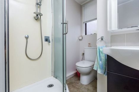 Photo of property in 1/120 Archers Road, Glenfield, Auckland, 0629