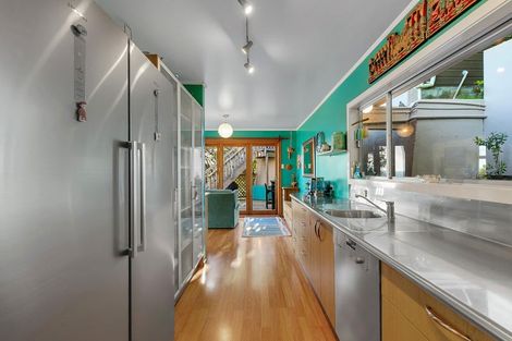 Photo of property in 3a Roys Road, Plimmerton, Porirua, 5026