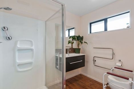 Photo of property in 107 Saint Johns Street, Woolston, Christchurch, 8062