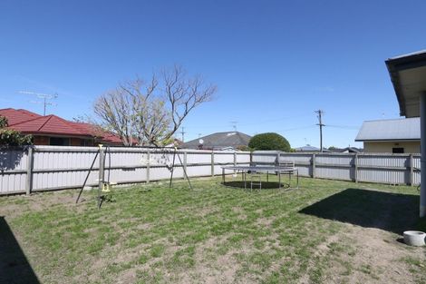 Photo of property in 59 Mcmurdo Street, Tinwald, Ashburton, 7700