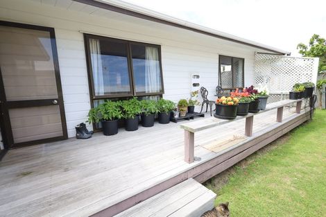 Photo of property in 170 Dickson Road, Papamoa Beach, Papamoa, 3118