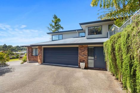 Photo of property in 18 Ko Place, Pyes Pa, Tauranga, 3112