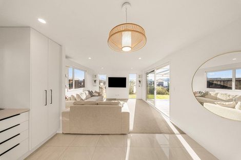 Photo of property in 23 Tangaroa Place, Poike, Tauranga, 3112
