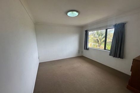 Photo of property in 16 Mangerton Lane, East Tamaki Heights, Auckland, 2016