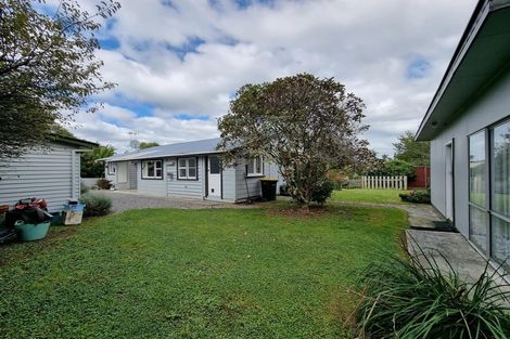 Photo of property in 19 Churchill Crescent, Shannon, 4821