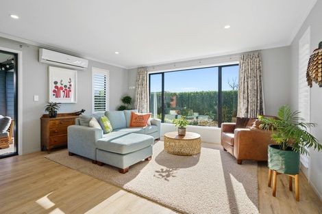 Photo of property in 33 Rose Leigh Drive, Cambridge, 3434