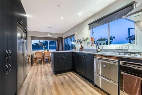 Photo of property in 40 Eskdale Road, Papakowhai, Porirua, 5024