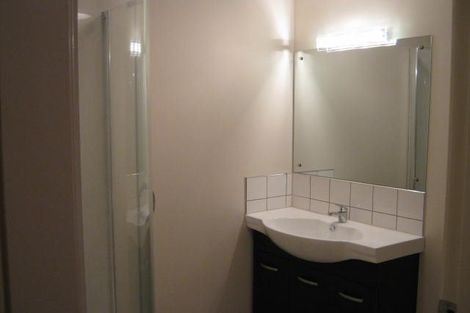 Photo of property in 18 Stanaway Street, Hillcrest, Auckland, 0627