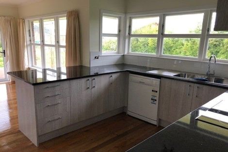 Photo of property in 263 Riverhead Road, Riverhead, Kumeu, 0892