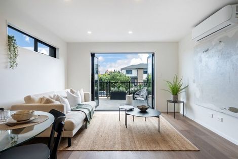 Photo of property in 8/4 Ngaroma House Drive, Hobsonville, Auckland, 0616