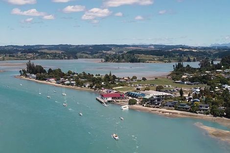 Photo of property in 49a Tahi Street, Mapua, 7005