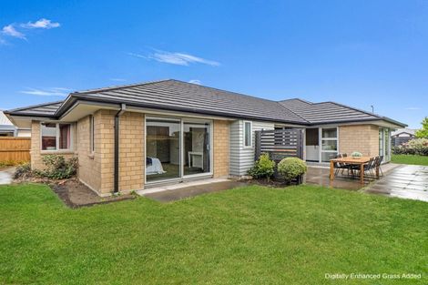 Photo of property in 20 Taiore Crescent, Marshland, Christchurch, 8083