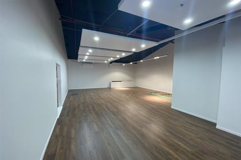 Photo of property in 4c69/118 Broadway, Newmarket, Auckland, 1023