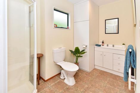 Photo of property in 1/10 Hilltop Road, Clover Park, Auckland, 2019