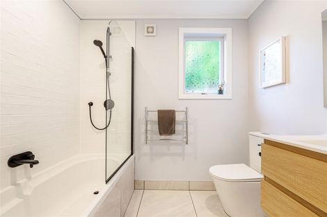 Photo of property in 11 Selwyn Avenue, Glen Eden, Auckland, 0602