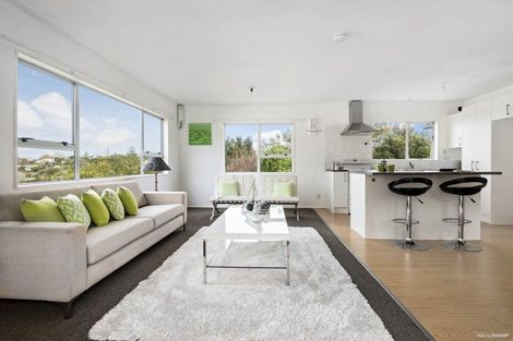 Photo of property in 1/35 Topliss Drive, Northcross, Auckland, 0632