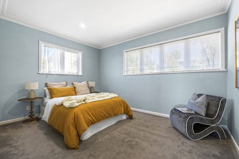 Photo of property in 21 Speedy Crescent, Hillcrest, Auckland, 0627